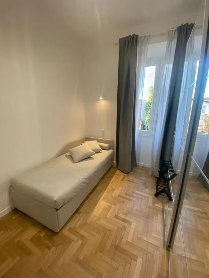 Apartment Colosseum Rome Guest House Luil Italy