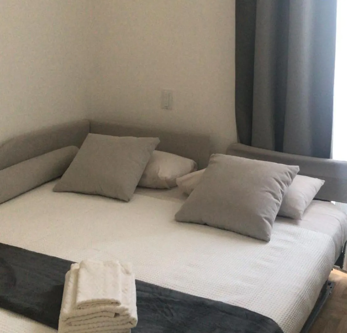 Colosseum Rome Guest House Luil Apartment
